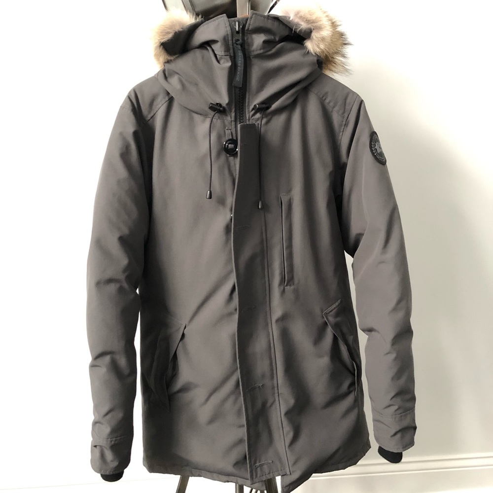 Canada Goose Graphite Chateau Black Label in Small